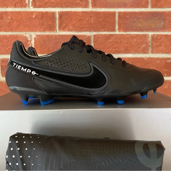 Nike Legend 9 Elite Tiempo Men’s Black Blue New Sneakers Soccer Cleats - Picture 1 of 11